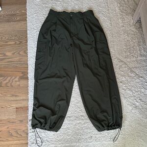 Women’s Olive Green Lightweight Pants